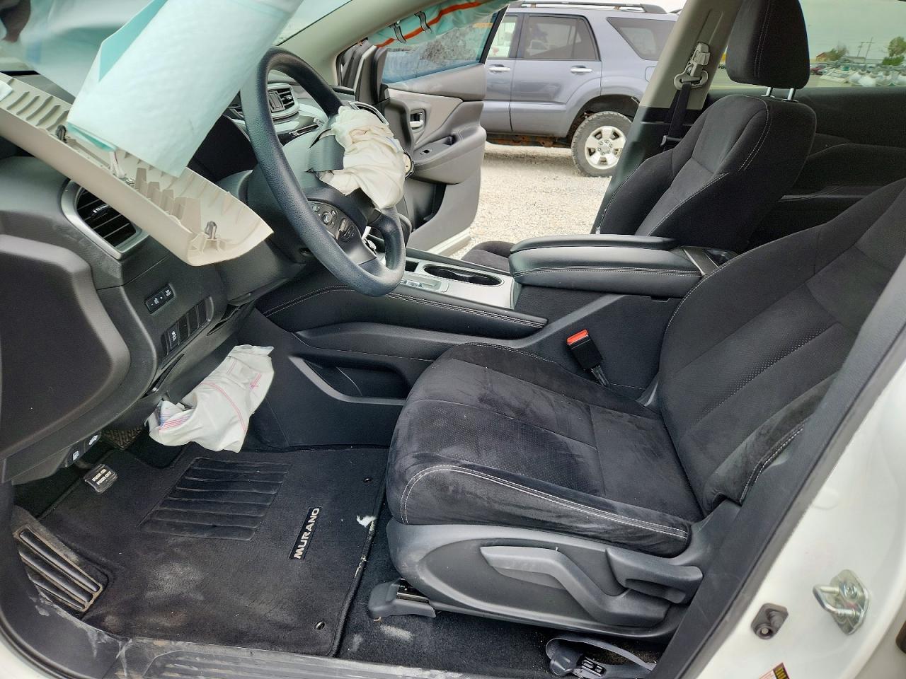 Nissan Murano S