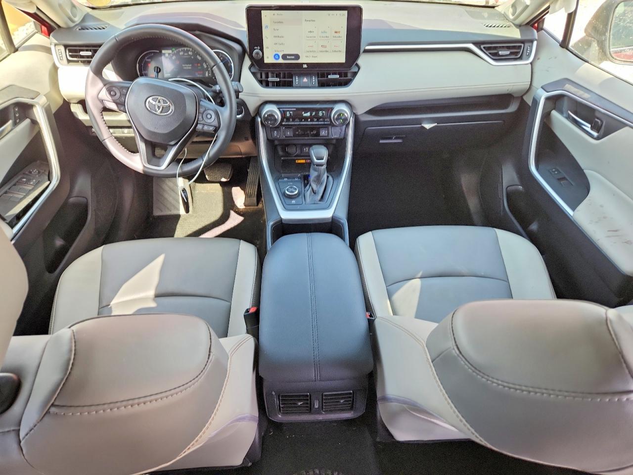 Toyota RAV4 Xle Premium