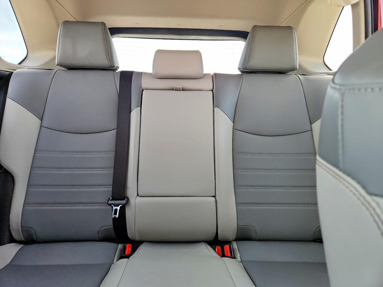 Toyota RAV4 Xle Premium