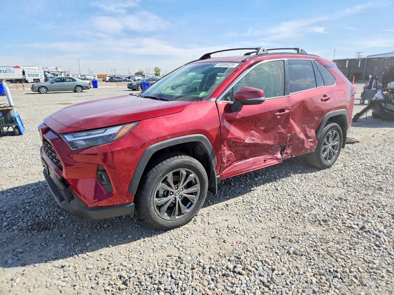 Salvage Toyota RAV4 Image