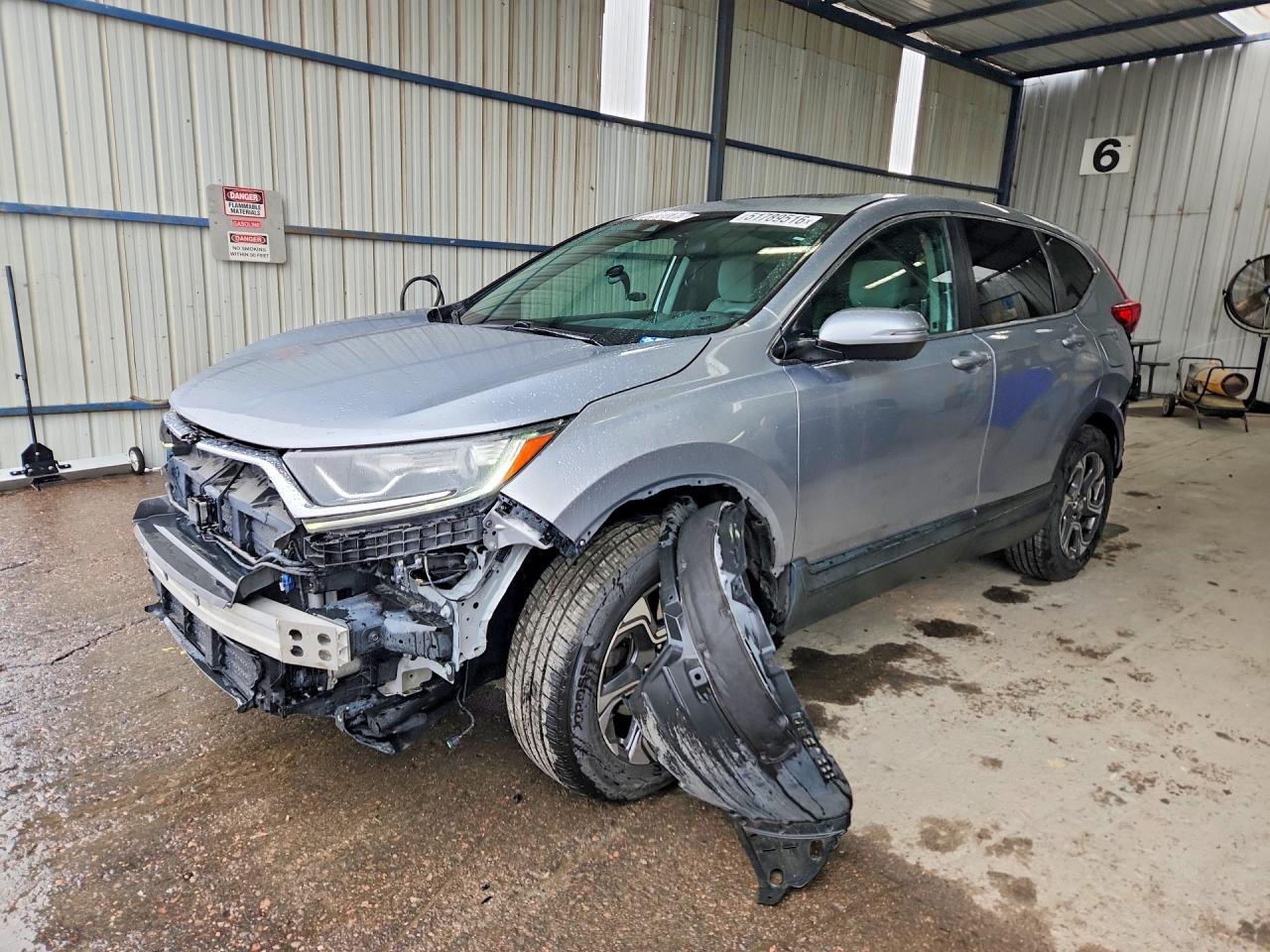 Salvage Honda Crv Image