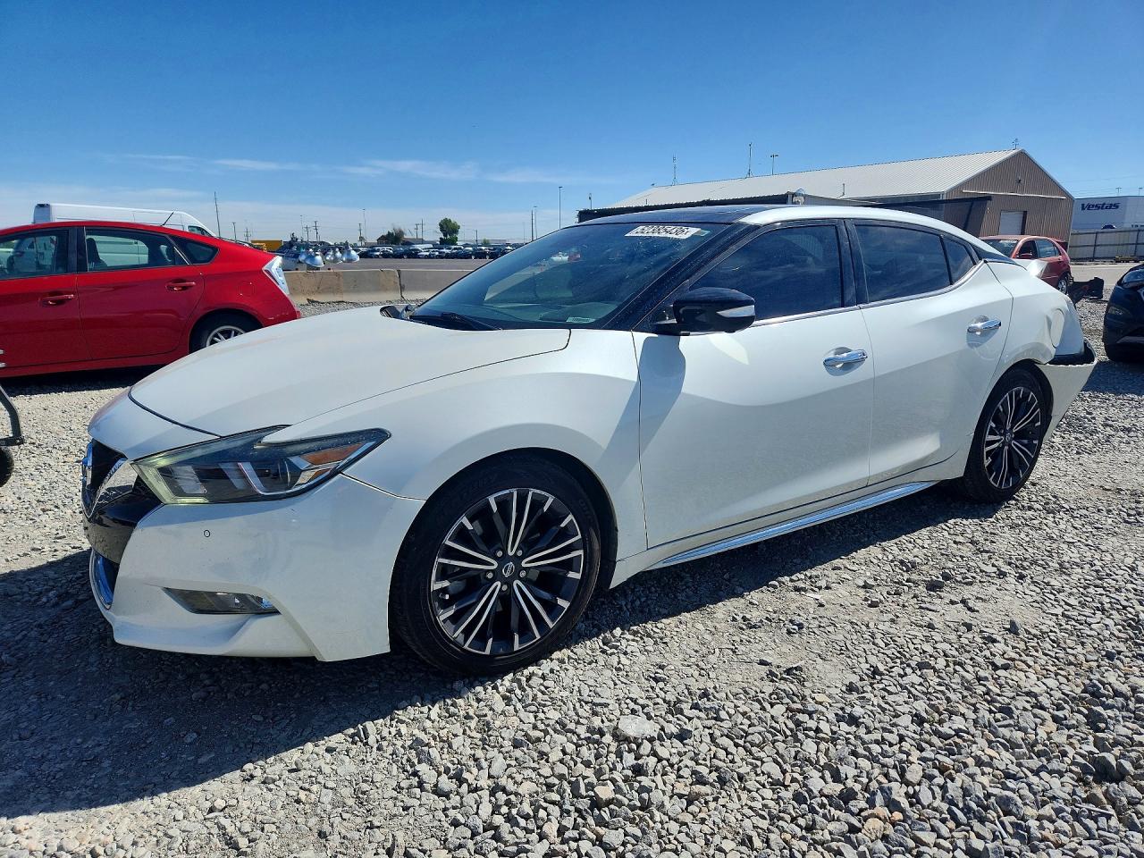 Salvage Nissan Maxima Image
