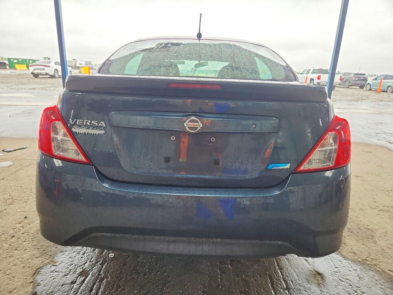 Nissan Versa 1.6 S Plus