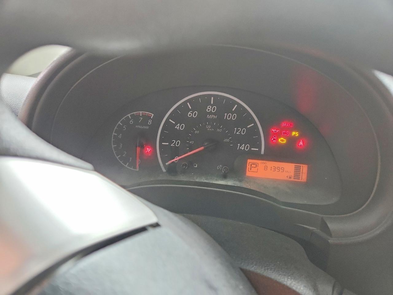 Nissan Versa 1.6 S Plus
