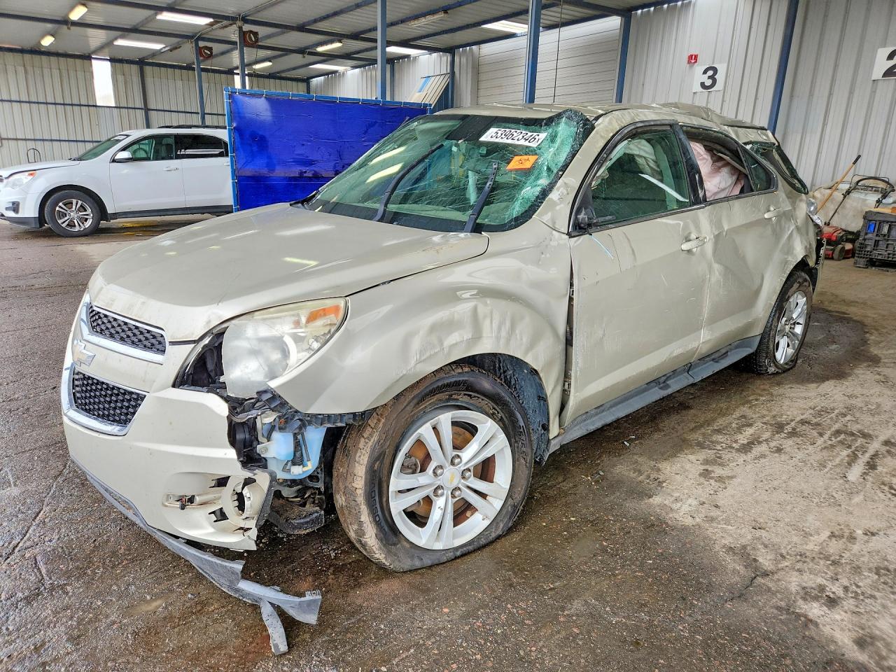 Salvage Chevrolet Equinox Image