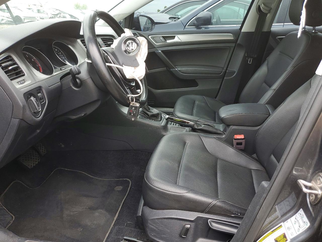 Volkswagen Golf S