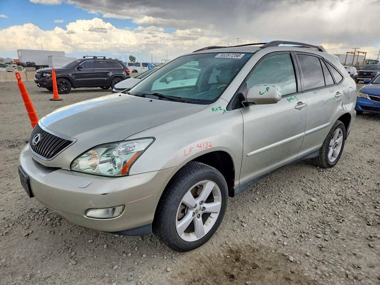 Salvage Lexus RX Image