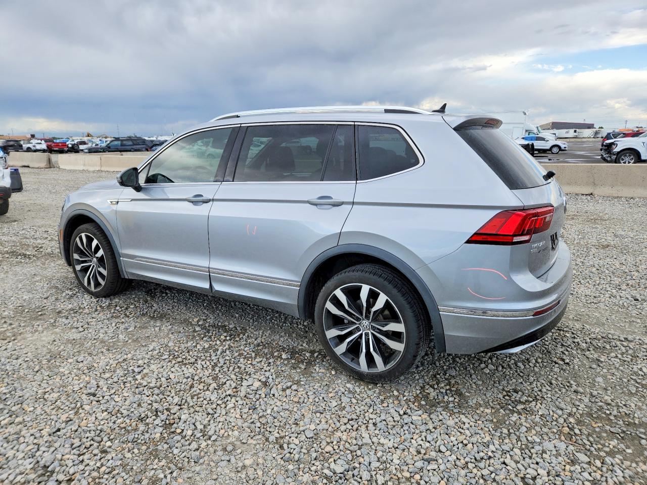 Volkswagen Tiguan Sel Premium R-line