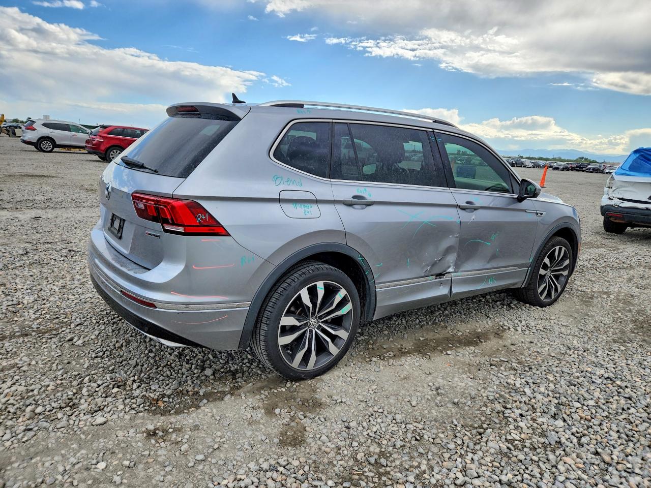 Volkswagen Tiguan Sel Premium R-line