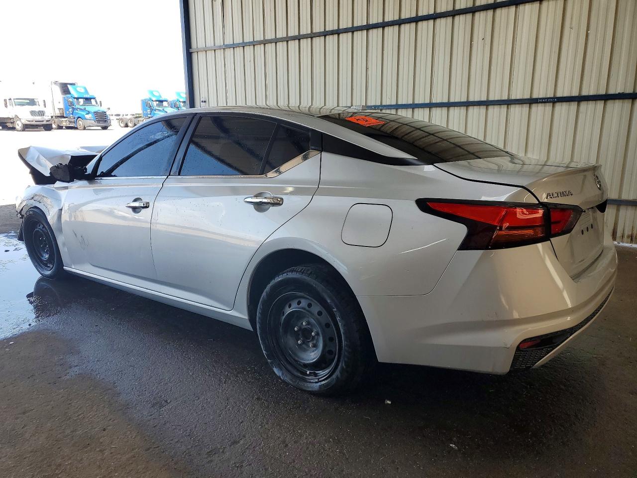 Nissan Altima S