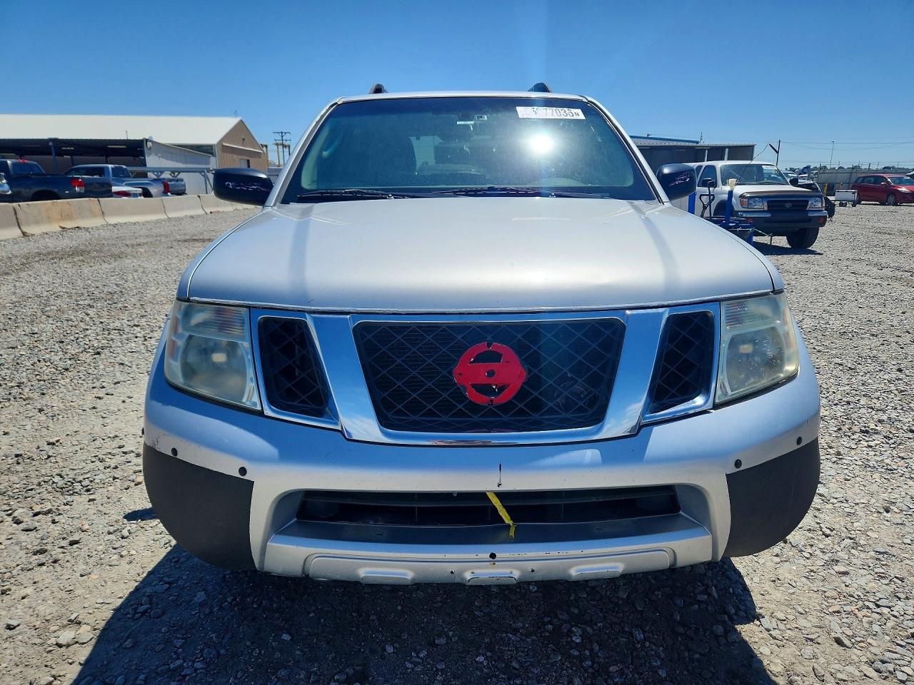 Nissan Pathfinder S
