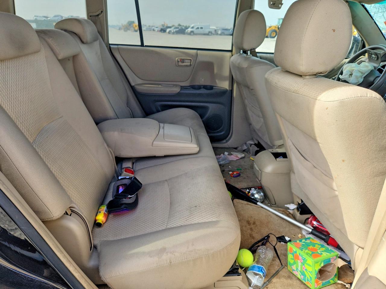 Toyota Highlander Base