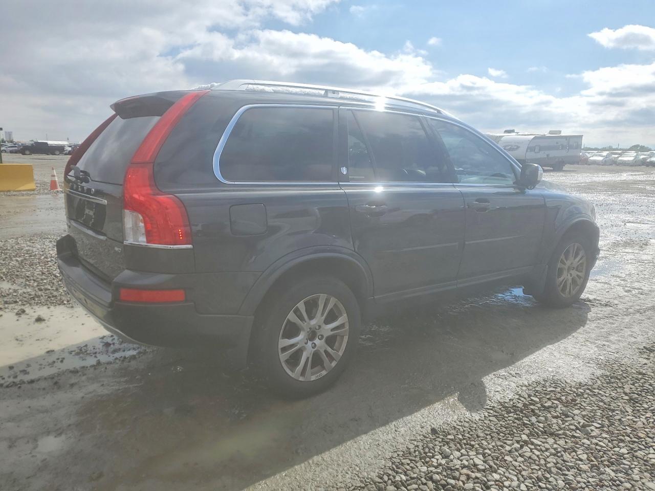 Volvo XC90 3.2
