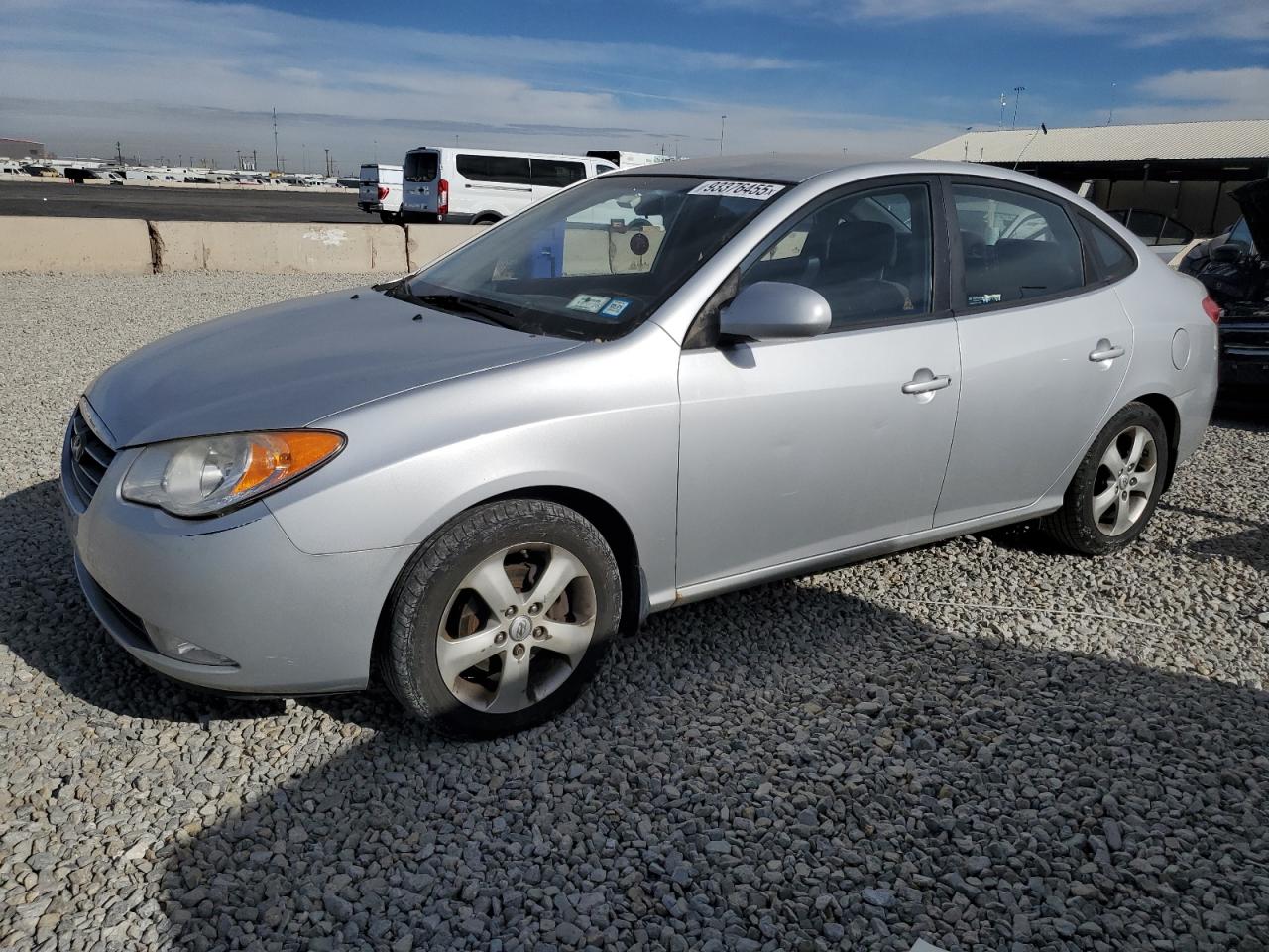 Salvage Hyundai ELANTRA Image