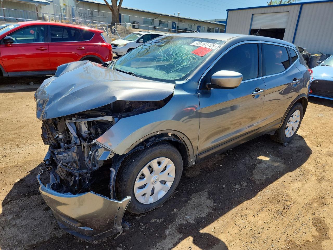 Salvage Nissan Rogue Image