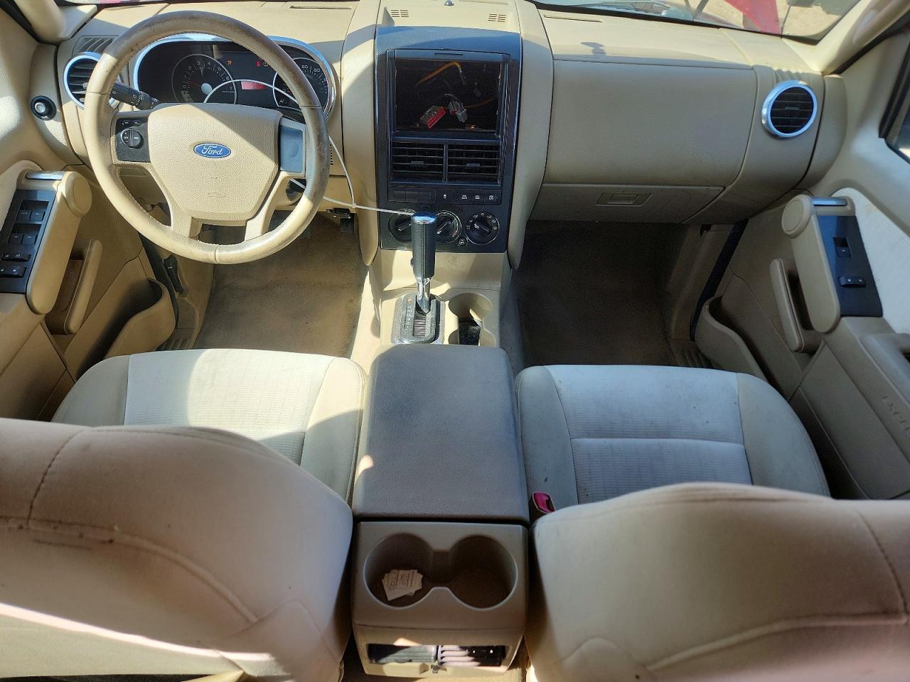 Ford Explorer Xlt