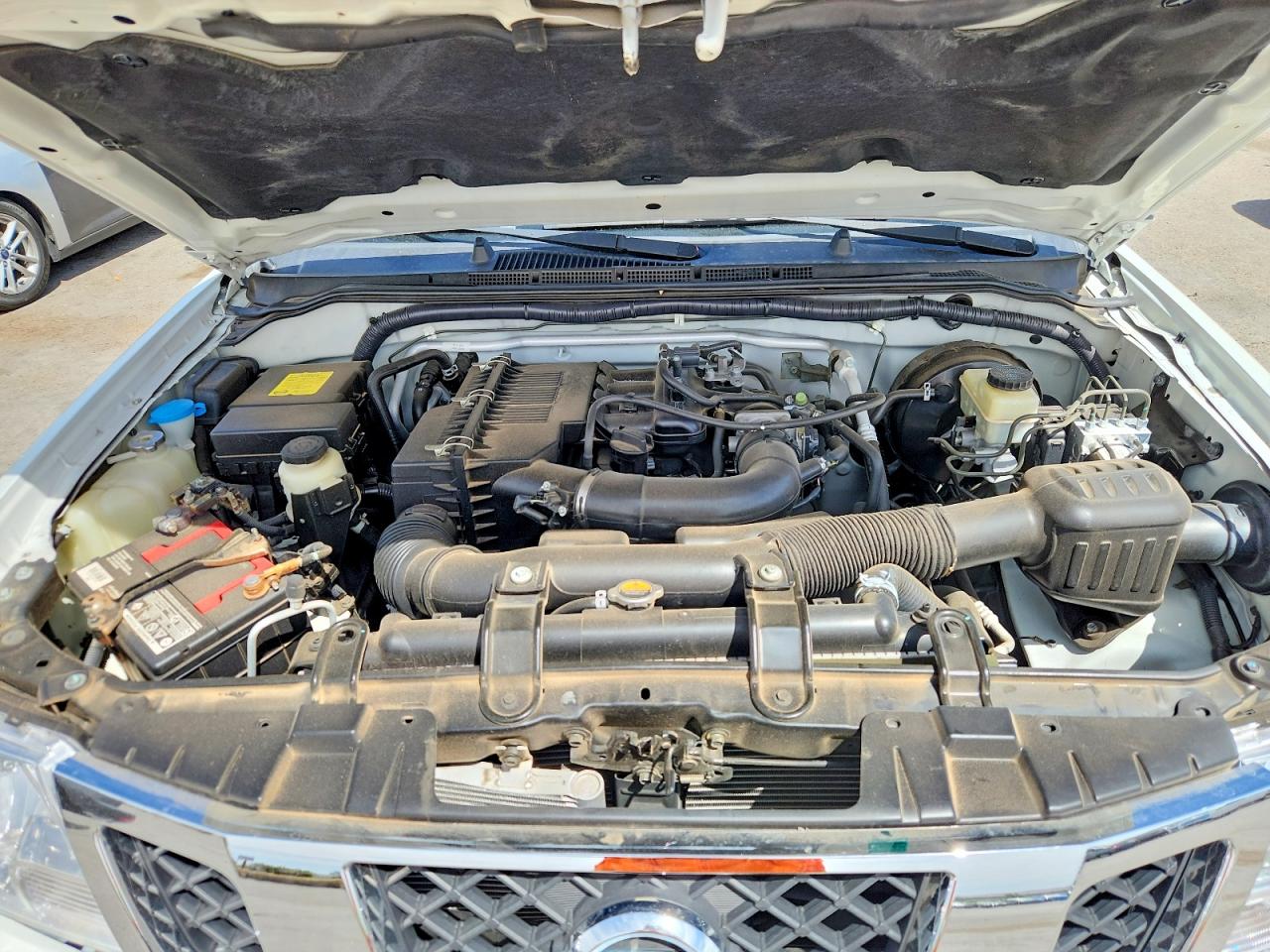 Nissan Frontier S