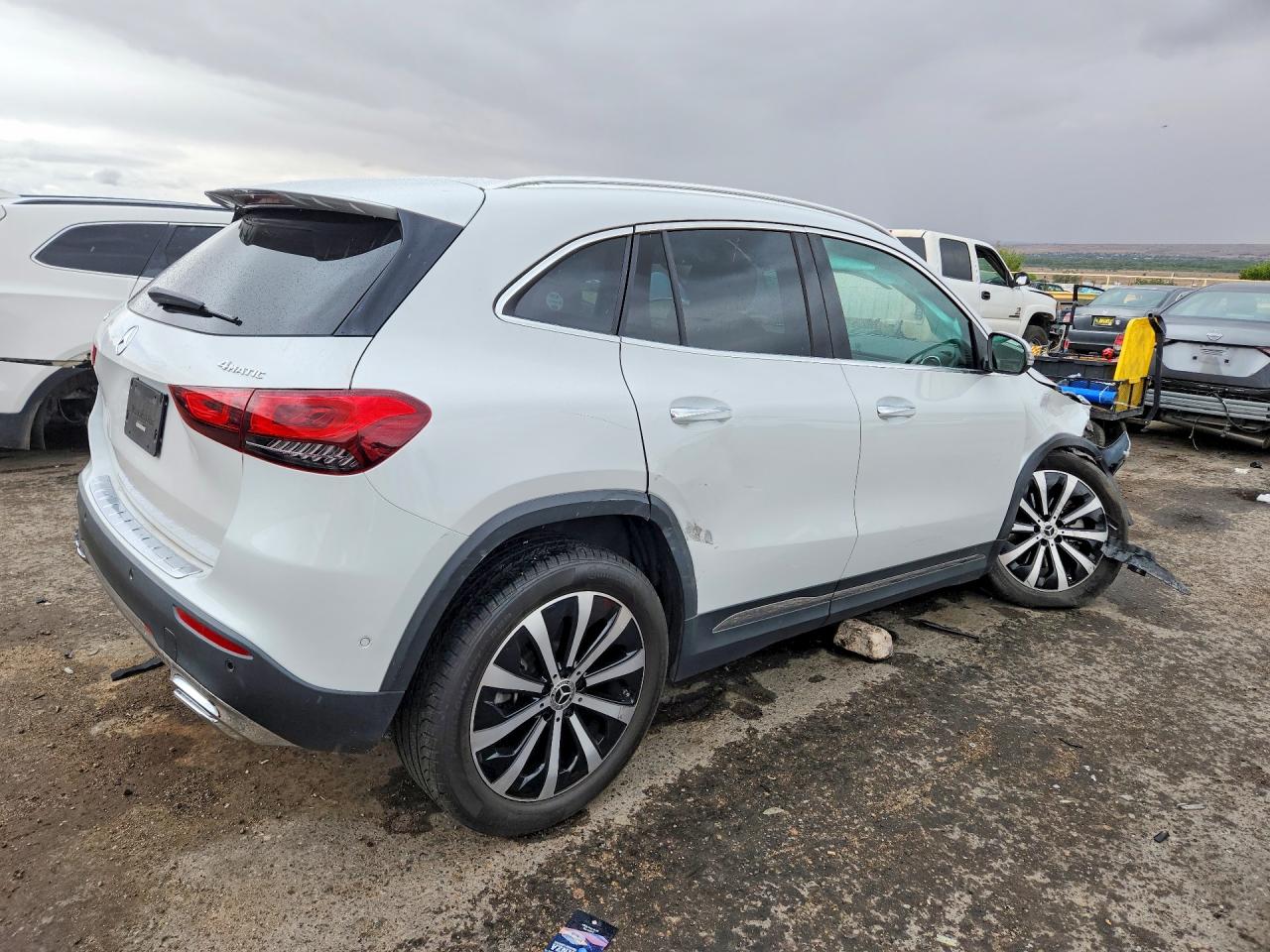 Mercedes-Benz GLA 250 4matic