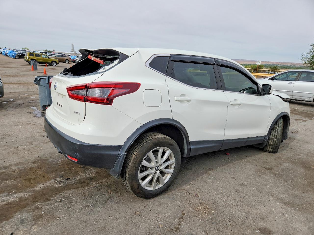 Nissan Rogue S