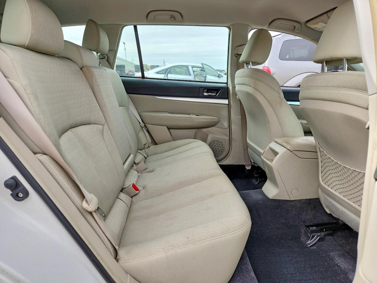 Subaru Outback 2.5i