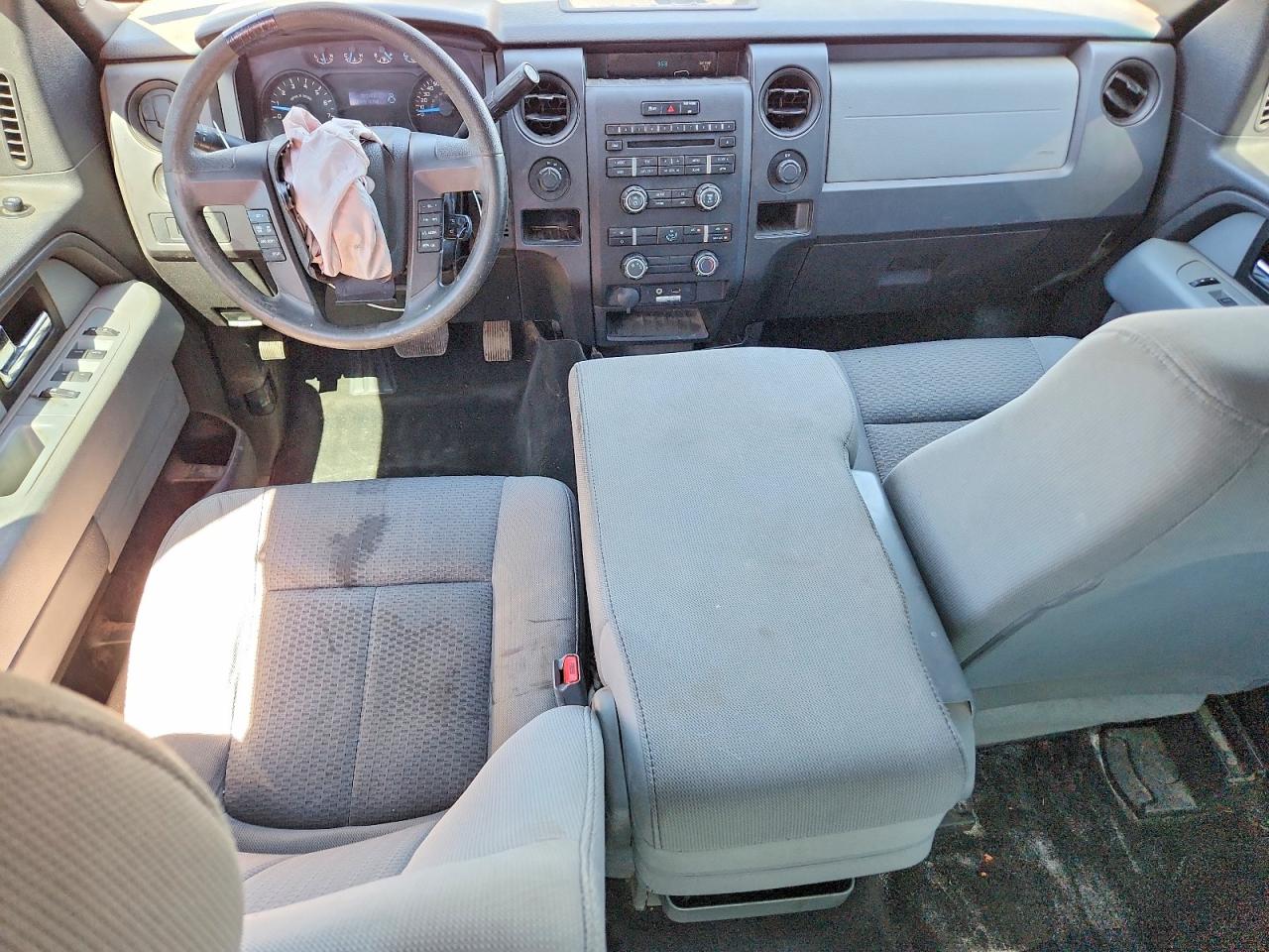 Ford F-150 Super Cab
