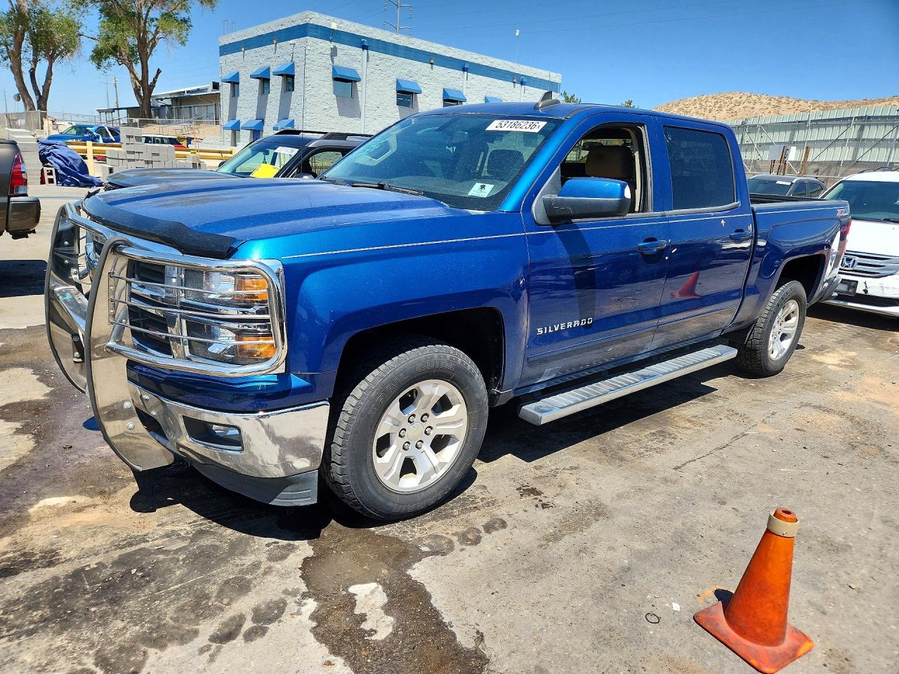 Salvage Chevrolet Silverado Image