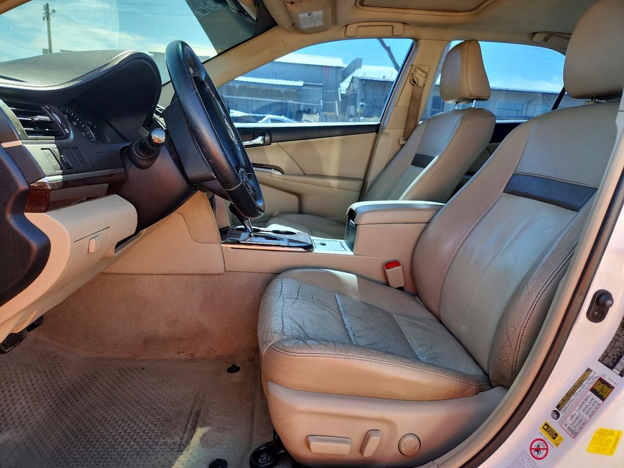 Toyota Camry Xle V6