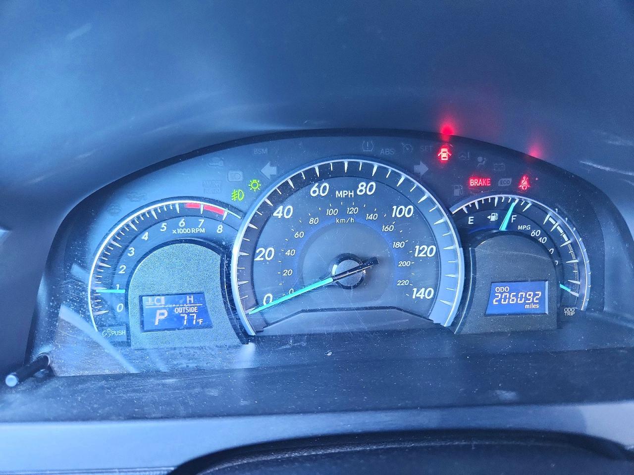 Toyota Camry Xle V6