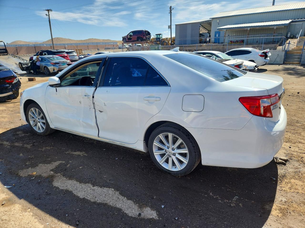 Toyota Camry Xle V6