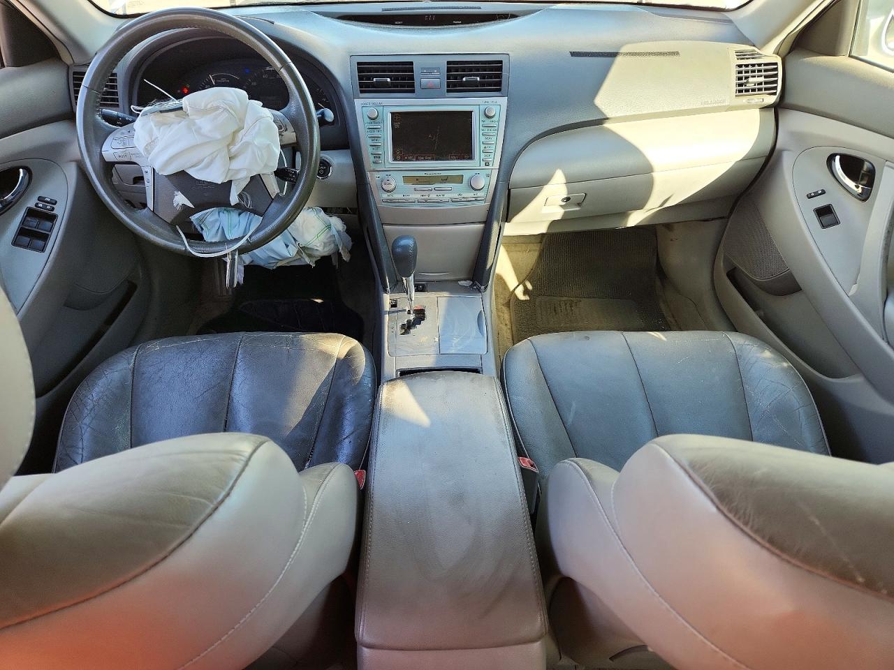 Toyota Camry Hybrid