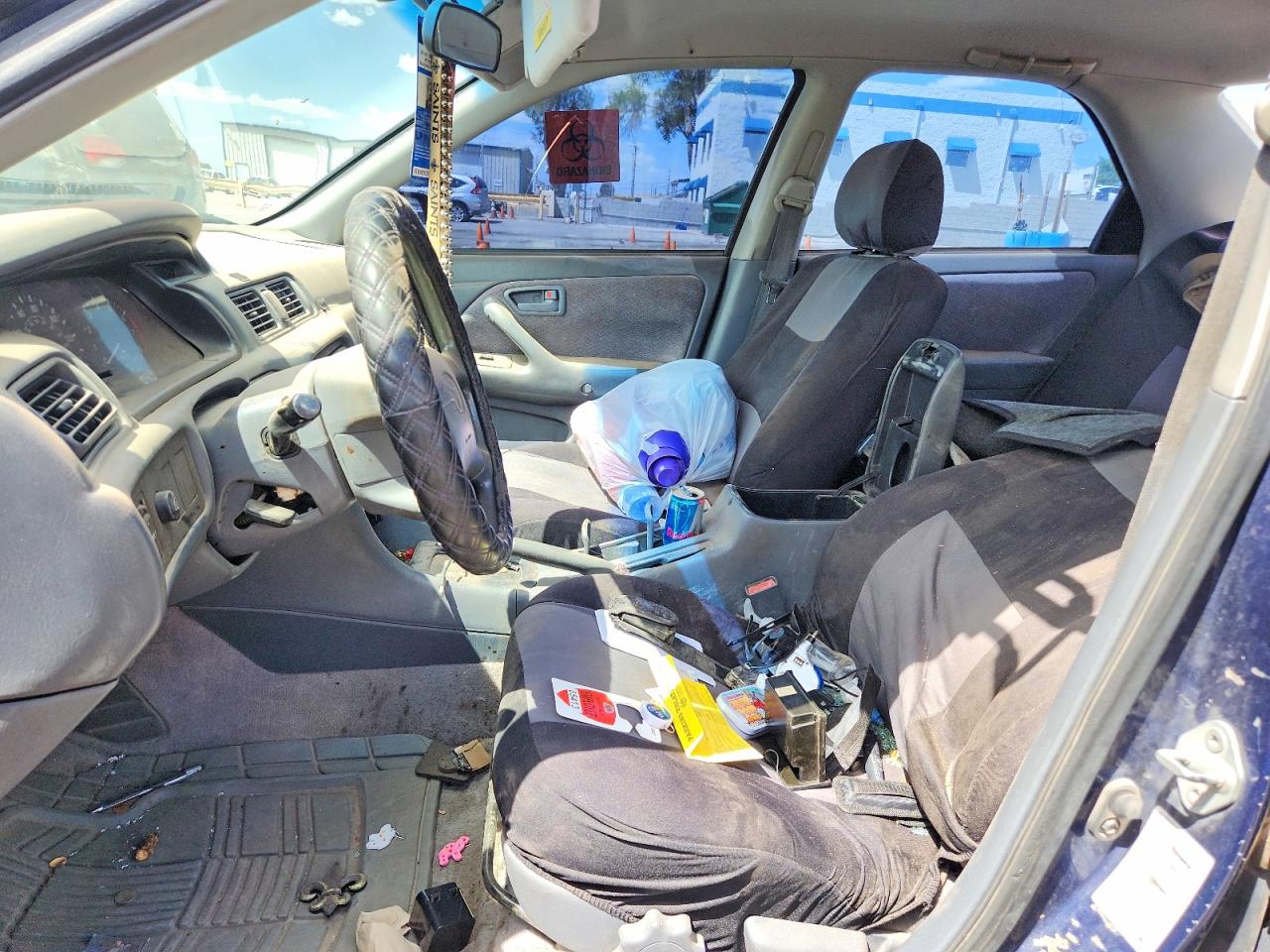 Toyota Camry Le V6