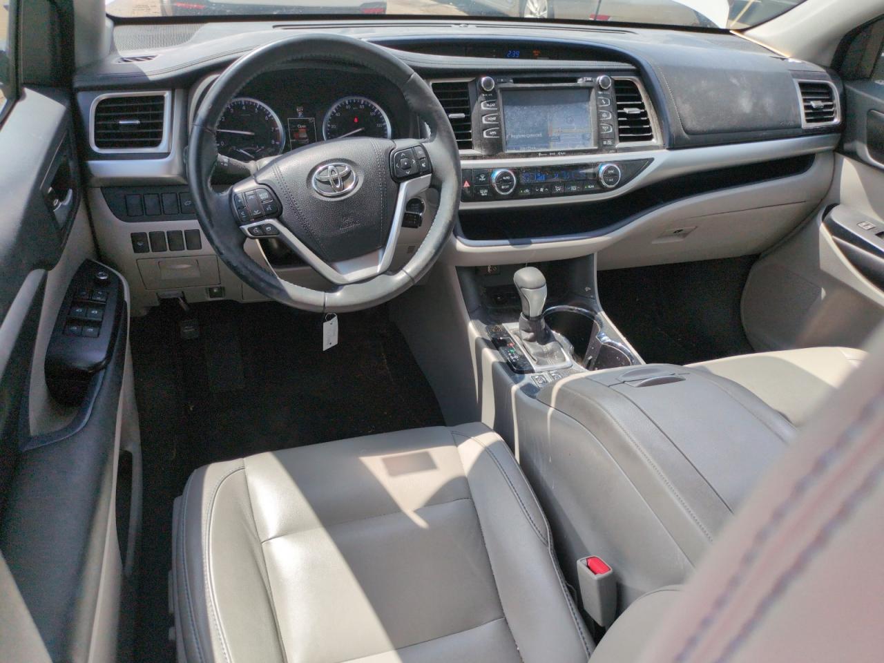 Toyota Highlander Xle