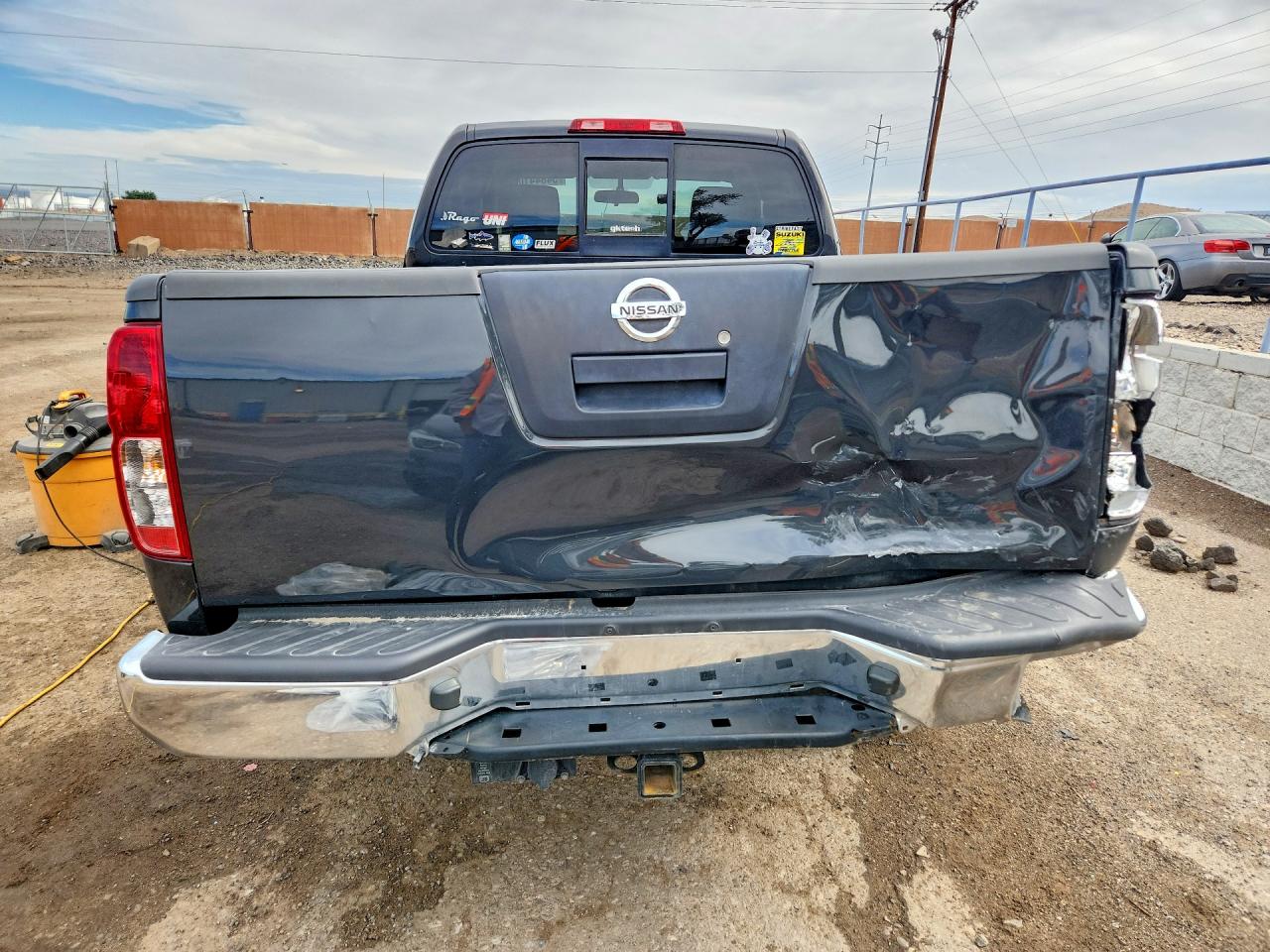 Nissan Frontier Sv V6