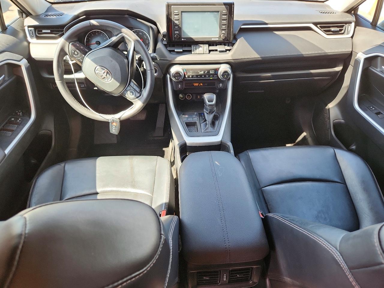 Toyota RAV4 Xle Premium