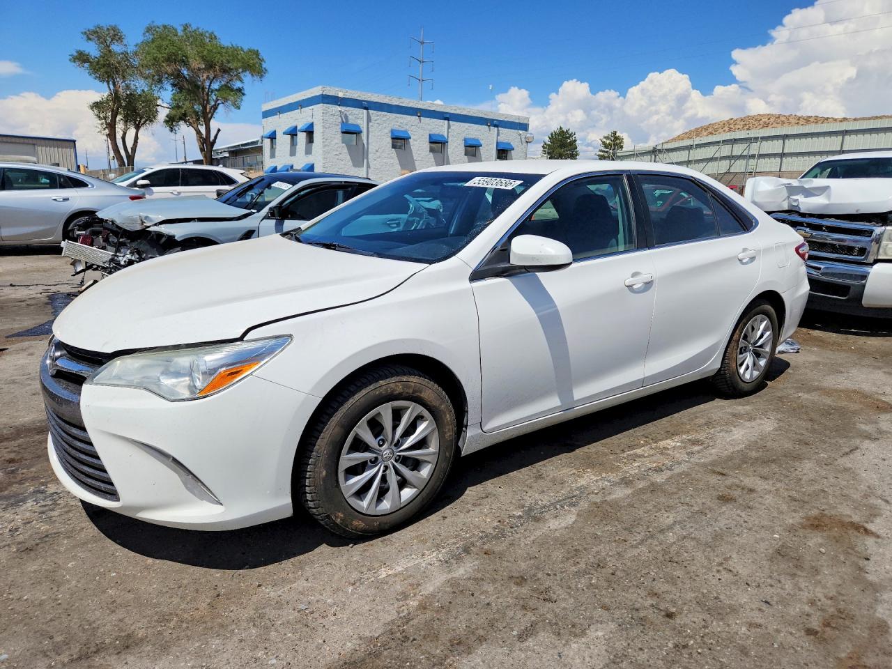 Salvage Toyota Camry Image