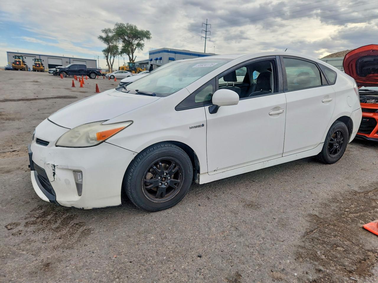 Salvage Toyota Prius Image