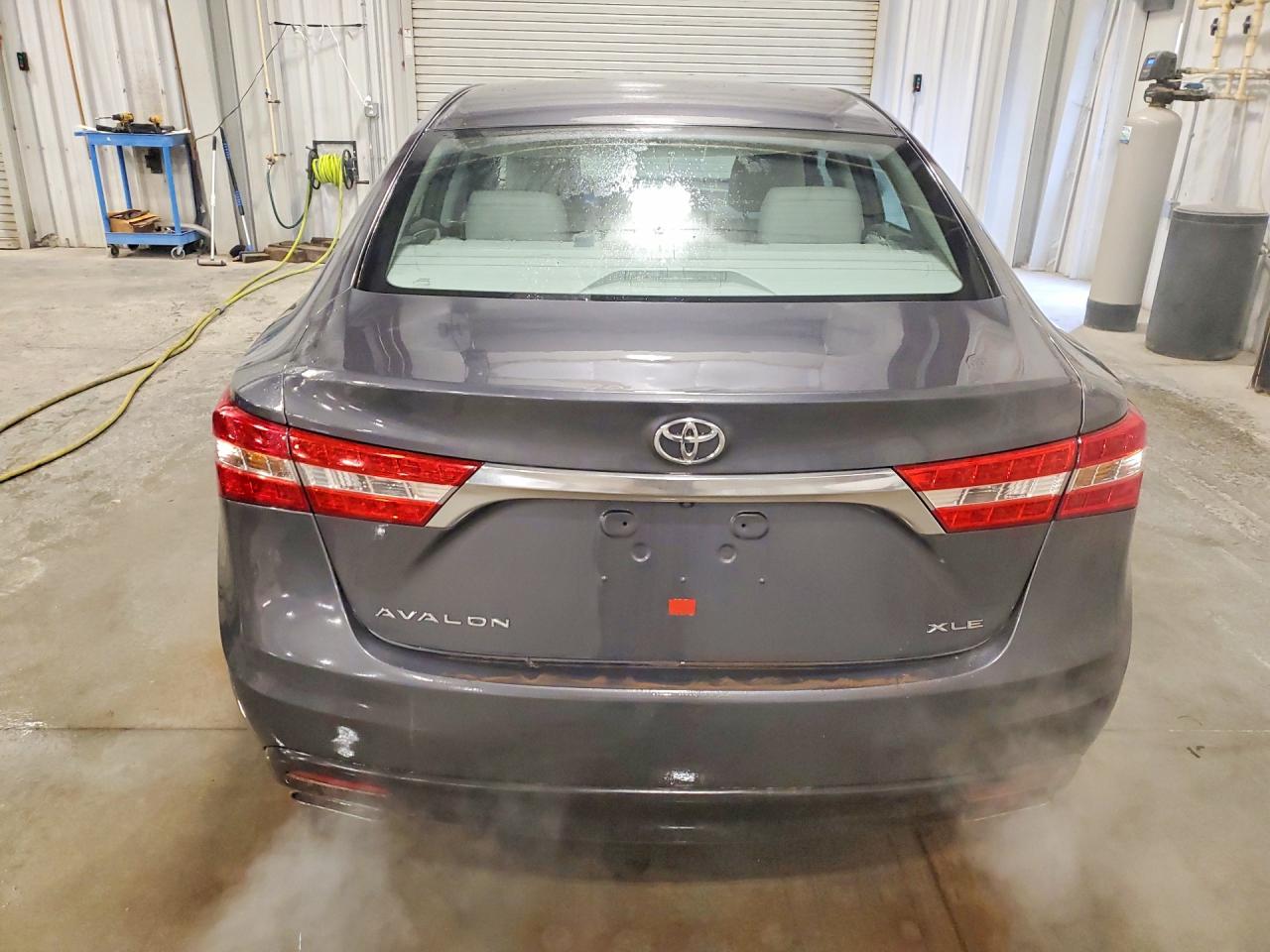 Toyota Avalon Xle Premium