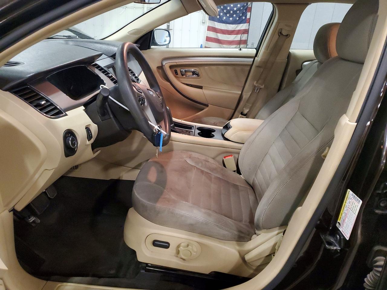 Ford Taurus Se