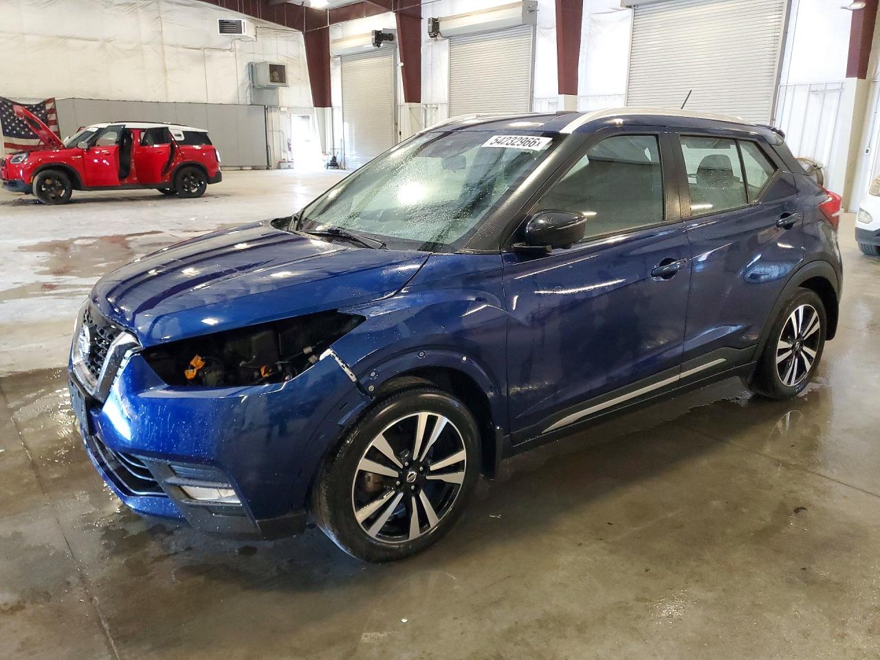 Salvage Nissan Kicks Image