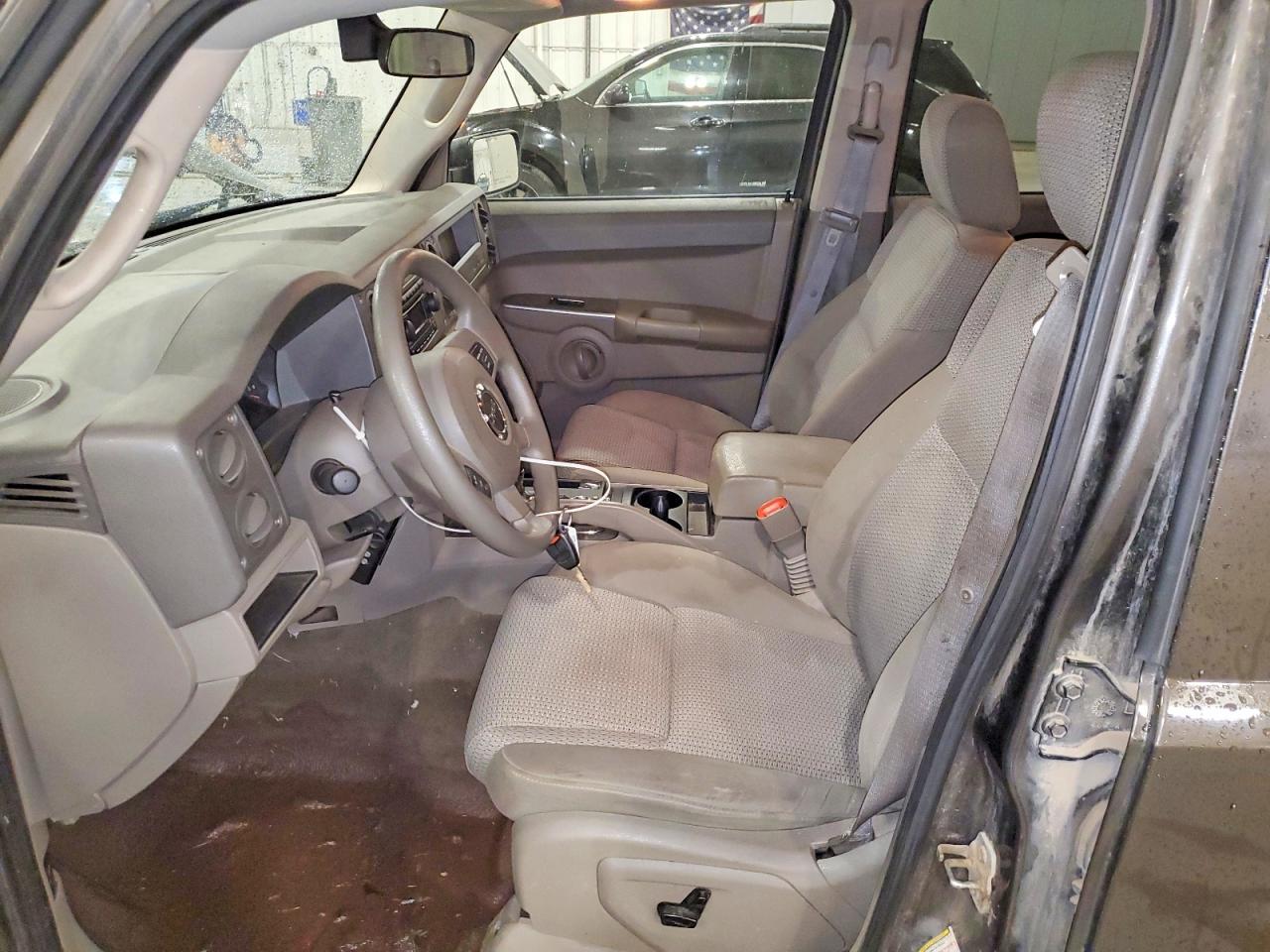 Jeep Commander