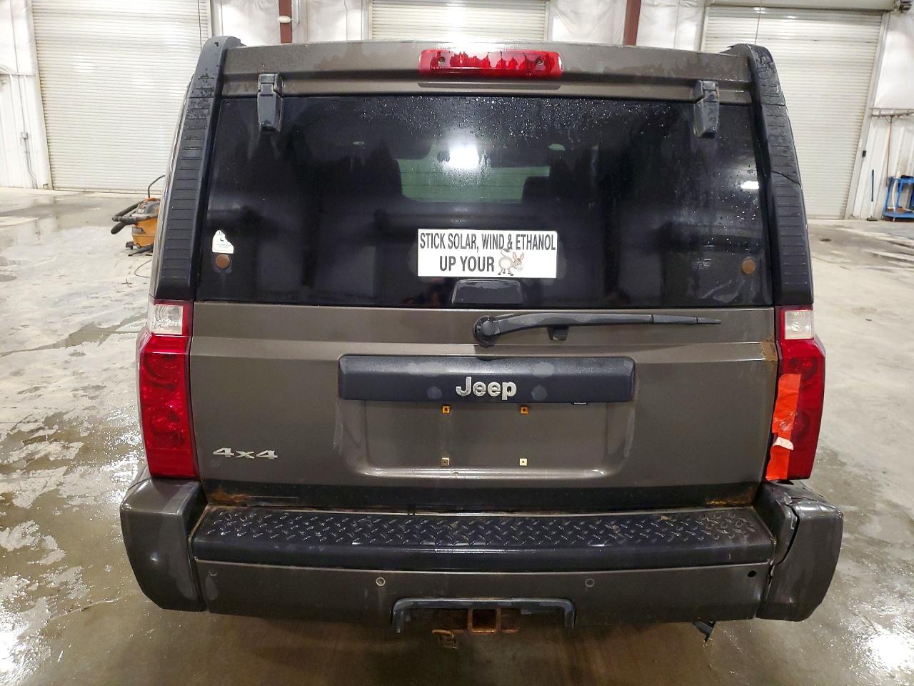 Jeep Commander