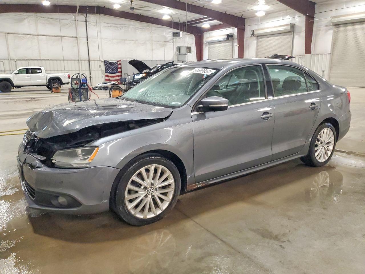 Salvage Volkswagen Jetta Image