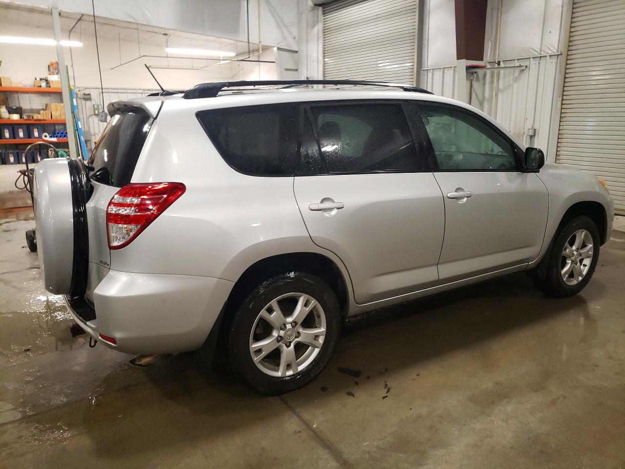 Toyota RAV4 Base