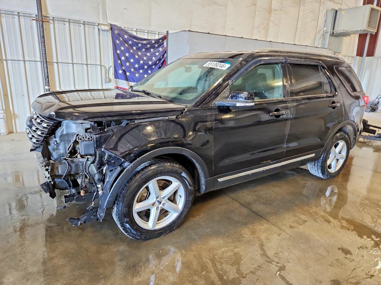 Salvage Ford Explorer Image