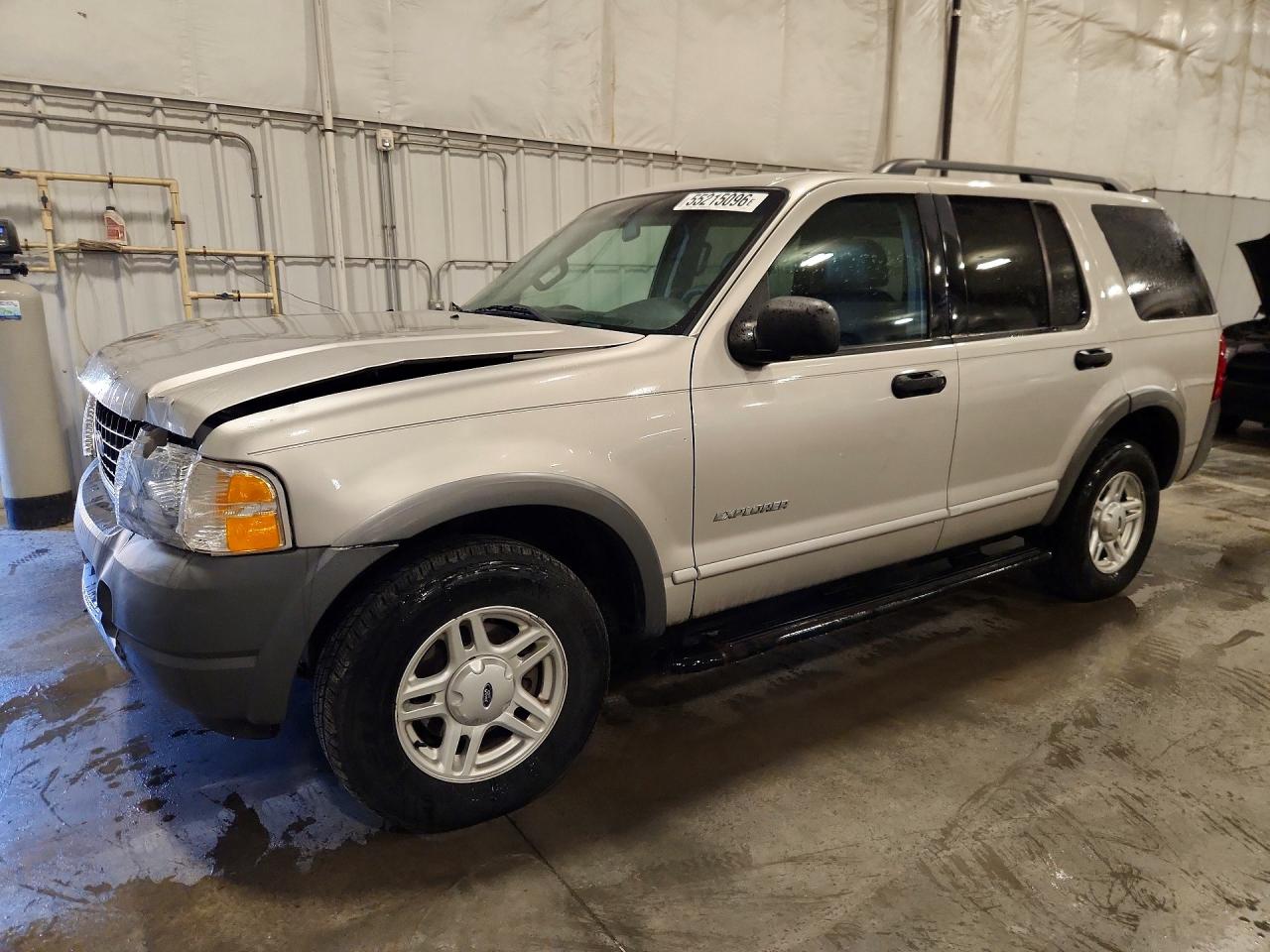 Salvage Ford Explorer Image