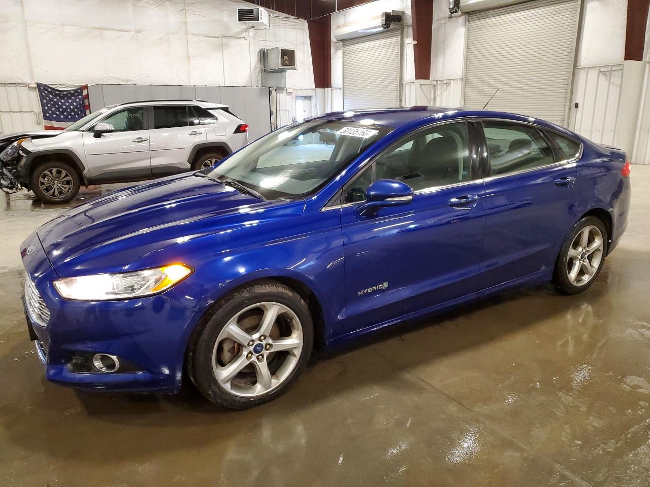 Salvage Ford Fusion Image