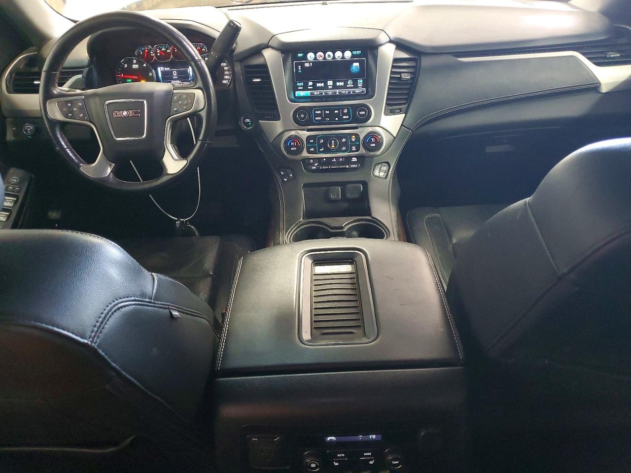 GMC Yukon Slt