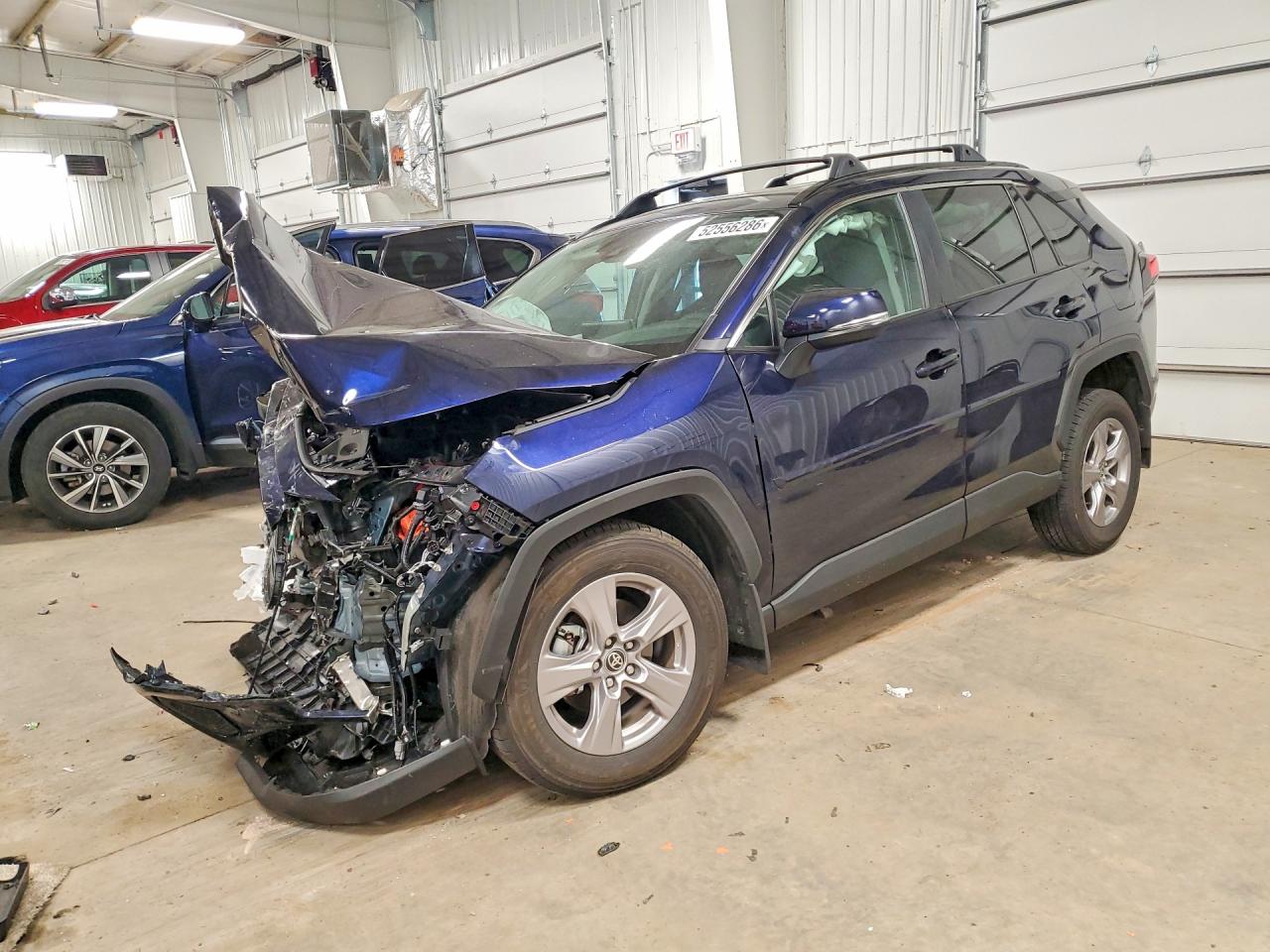 Salvage Toyota RAV4 Image