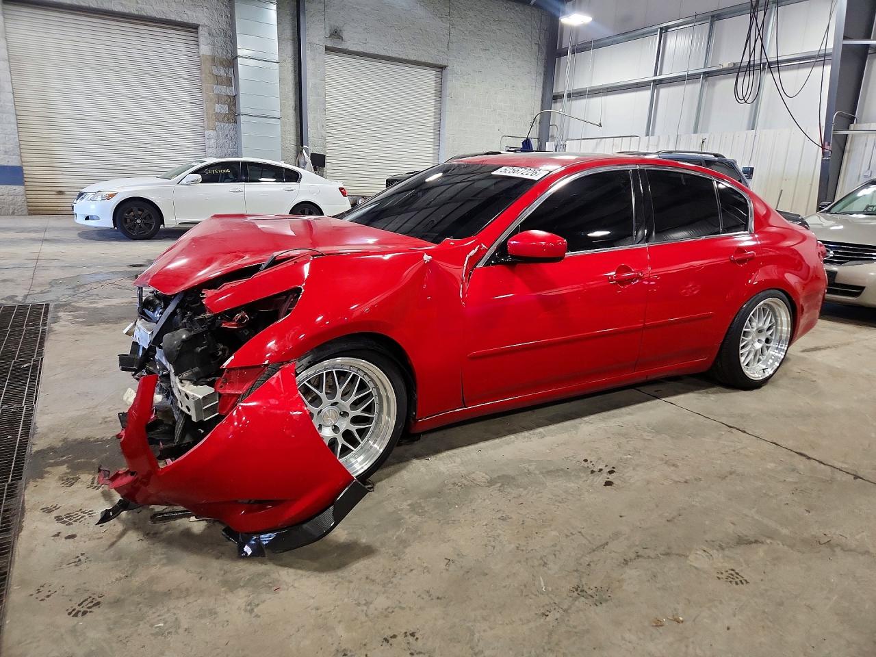 Salvage INFINITI G37 Image