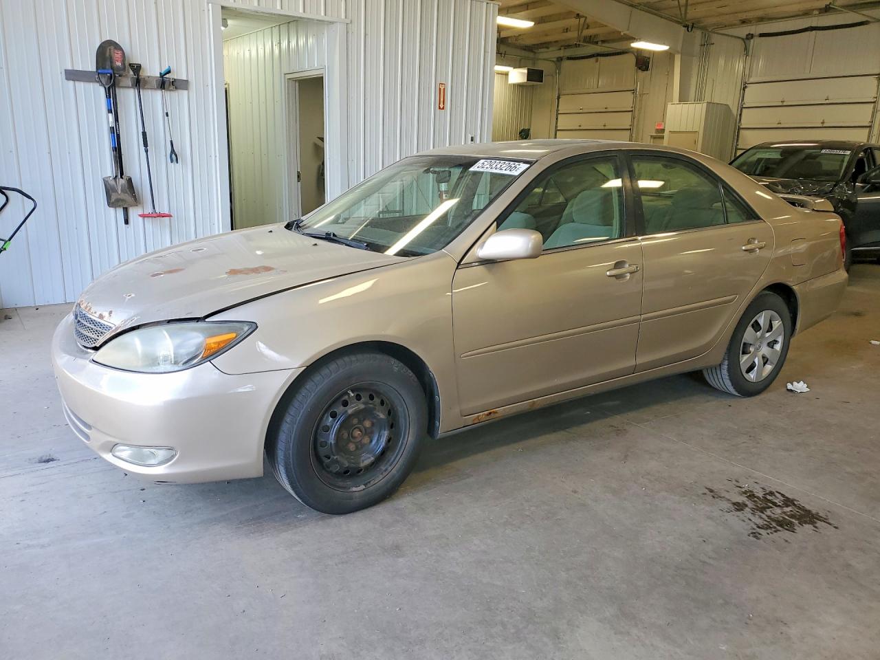 Salvage Toyota Camry Image